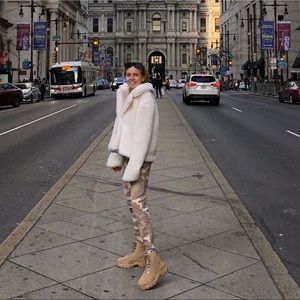 abercrombie & fitch camo pants